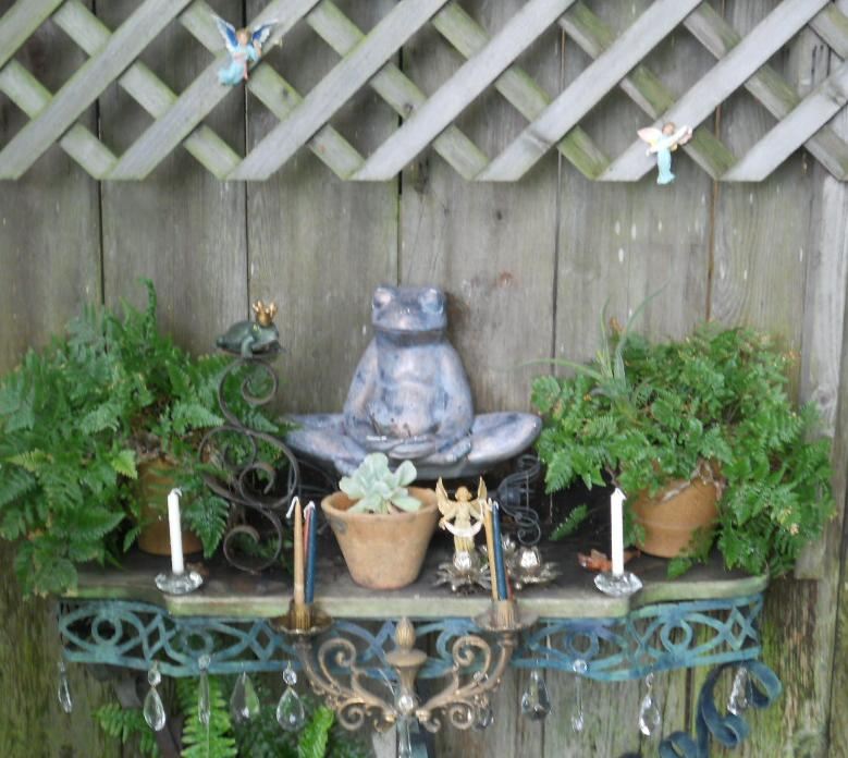 Frog Altar Frog Altar