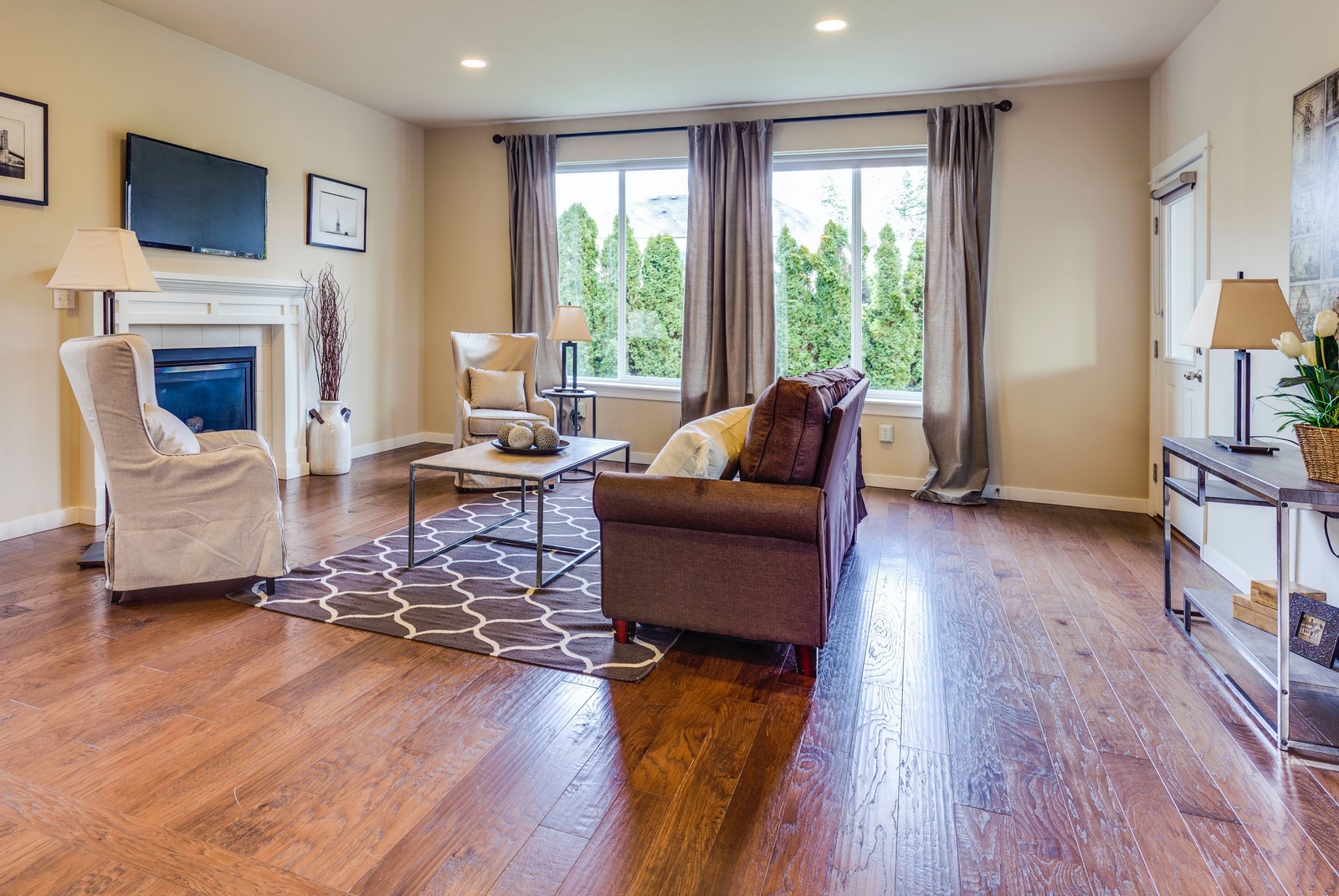 Refinishing vs. Resurfacing: What's the Difference for Updating Your Hardwood Floors?