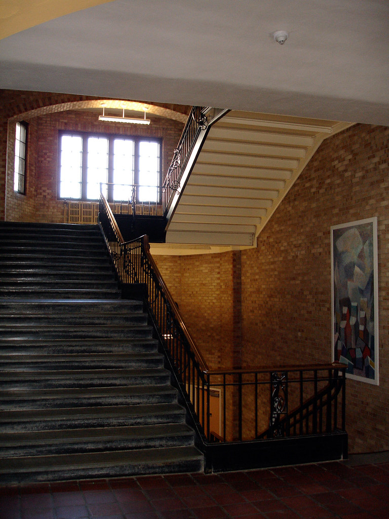 U-Shaped Stairs image - U-Shaped Stairs