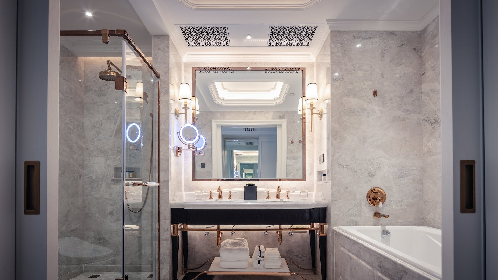 Warm and Cozy: Tips to Retain Heat in Your Bathroom